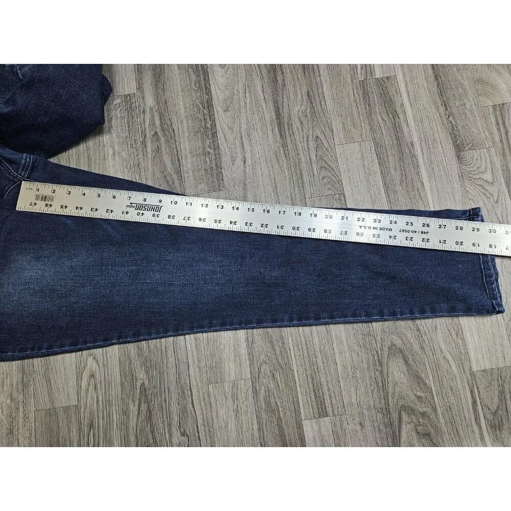 DG2 Diane Gilman Jeans Women 20WT Blue Stretch Denim Classic Fit Dark Wash Pants